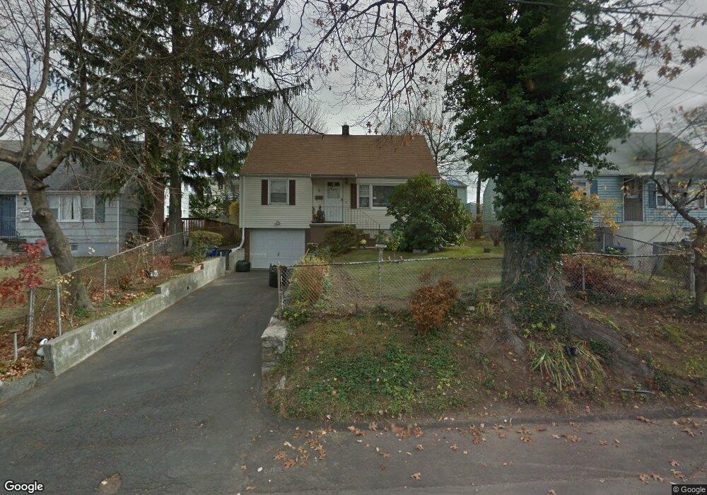 6 Sention Ave, Norwalk, CT 06850 - photo 1