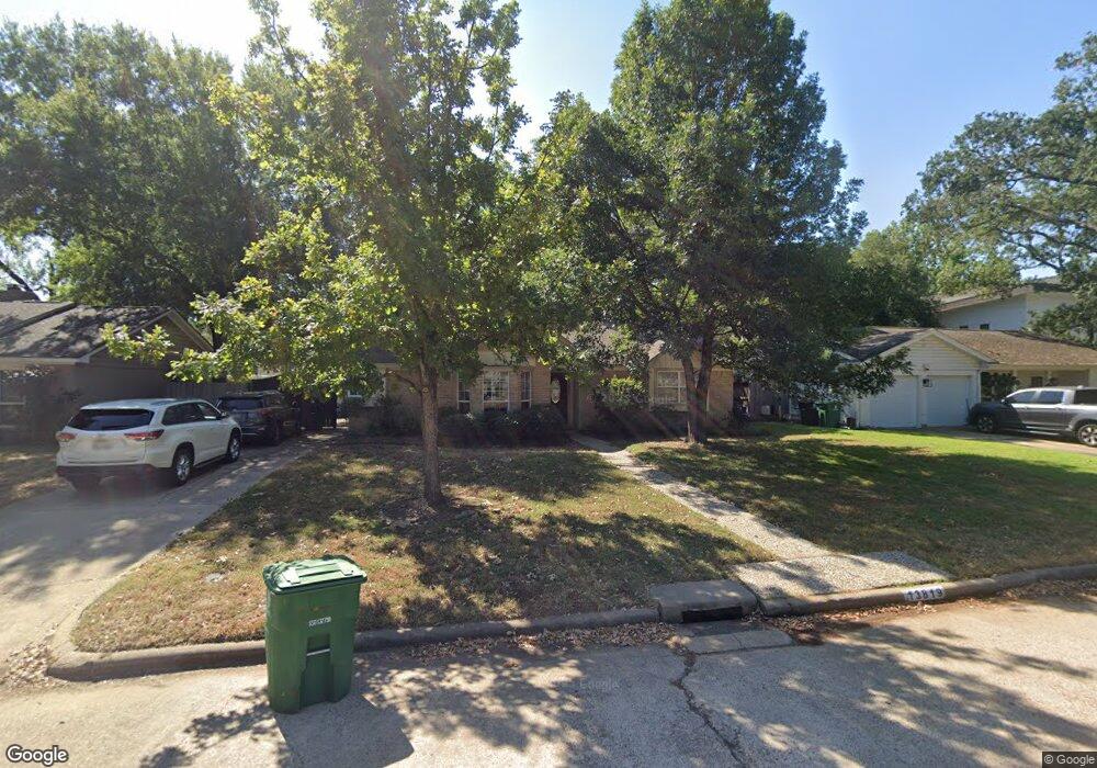 13819 Britoak Ln, Houston, TX 77079 - photo 1