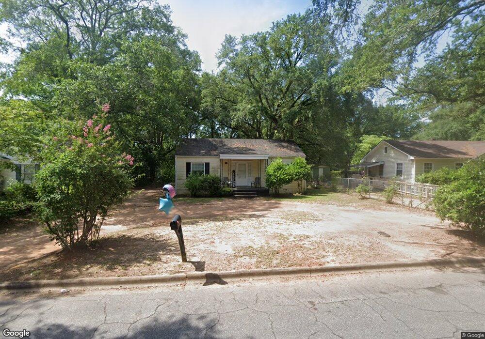 1402 Edgerly Ave, Albany, GA 31707 - photo 1