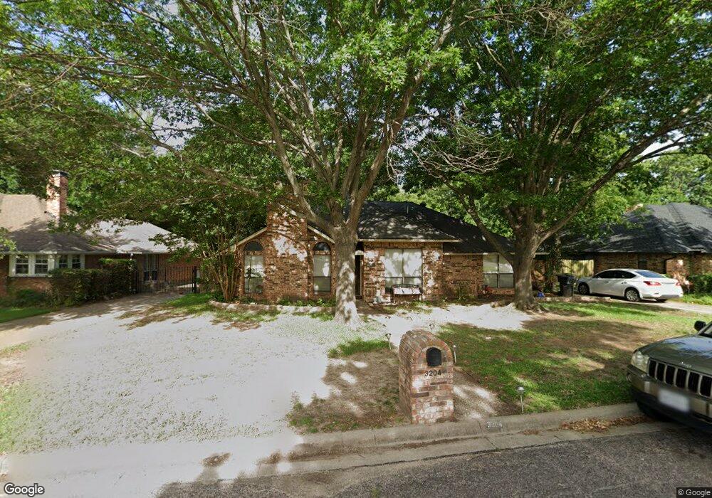 3204 Mimosa Dr, Sherman, TX 75092 - photo 1