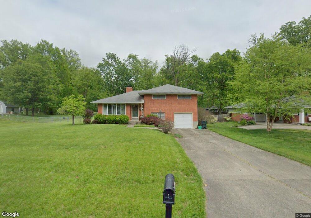 1772 Lynnwood Dr, New Albany, IN 47150 - photo 1