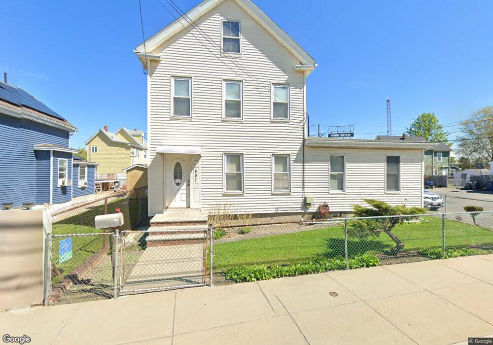 607 Lynn St, Revere, MA 02151 - photo 1