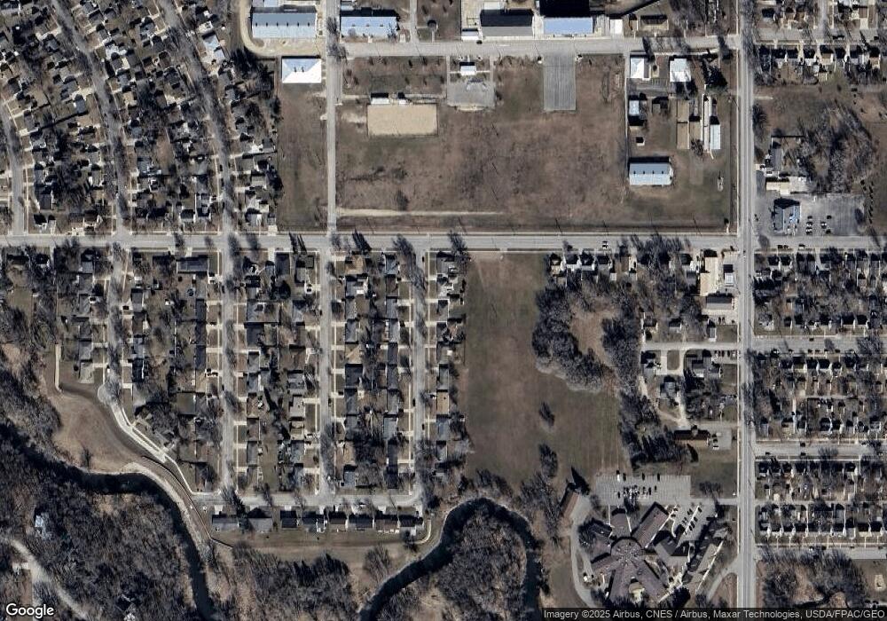 905 15th St SW, Austin, MN 55912 - photo 1