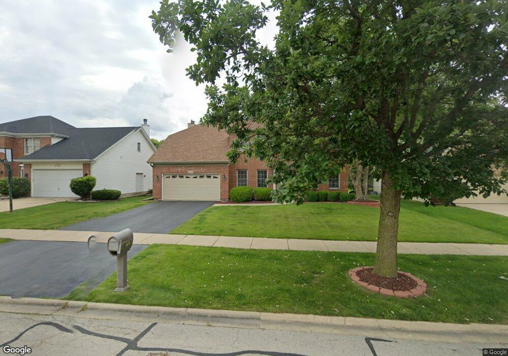 2719 Fairhauser Rd, Naperville, IL 60564 - photo 1
