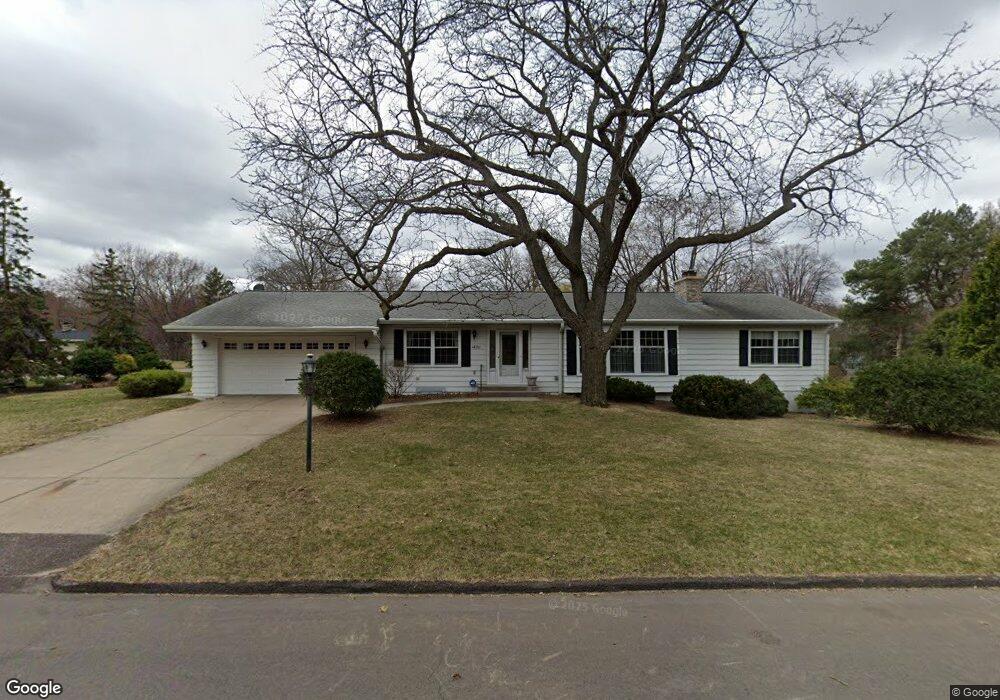 14211 Lennell Dr, Minnetonka, MN 55345 - photo 1