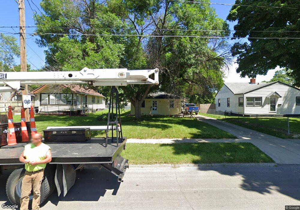 2732 Lyon St, Des Moines, IA 50317 - photo 1