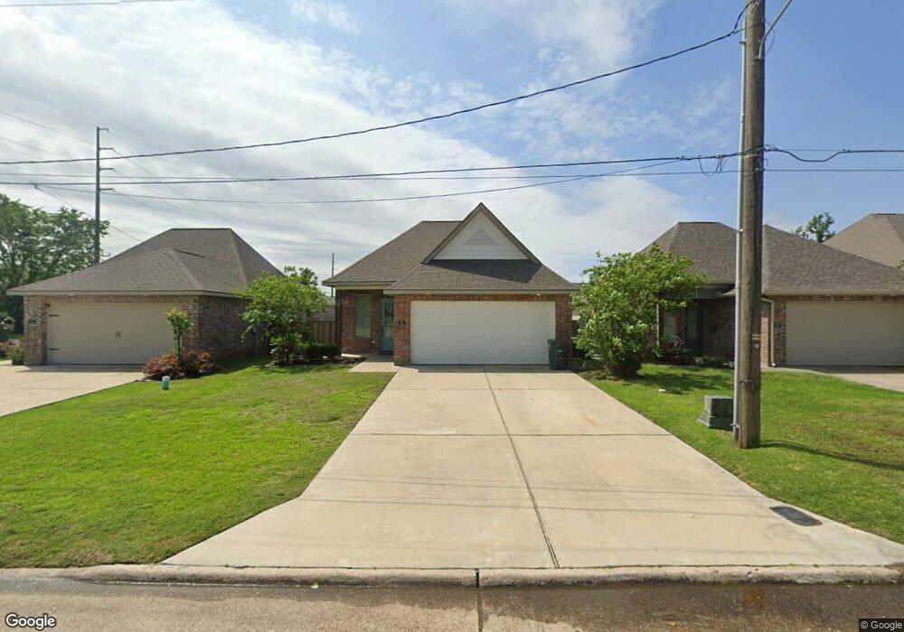 817 Terry Ln, Lake Charles, LA 70605 - photo 1