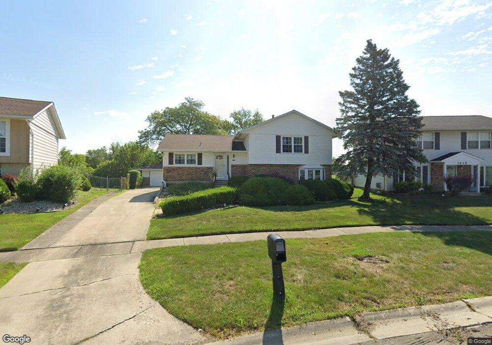 3533 Marseilles Ln, Hazel Crest, IL 60429 - photo 1