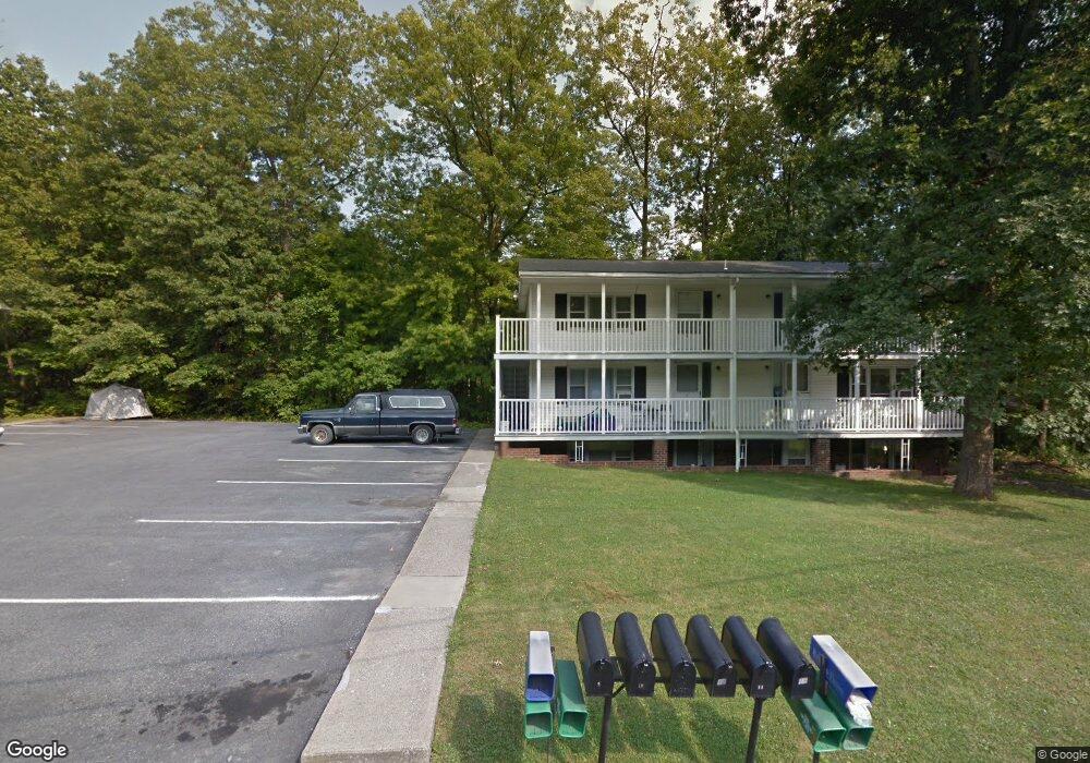 14 Oakwood Dr, Wind Gap, PA 18091 - photo 1