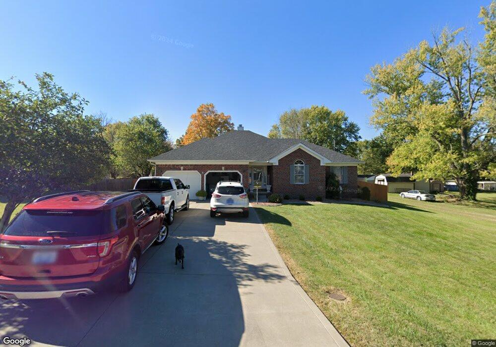 301 Heft Ave, Lebanon Junction, KY 40150 - photo 1