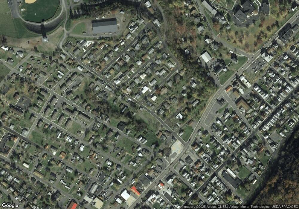 550 Chestnut St, Keyser, WV 26726 - photo 1