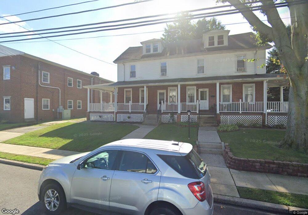 820 Andrews Ave, Darby, PA 19023 - photo 1