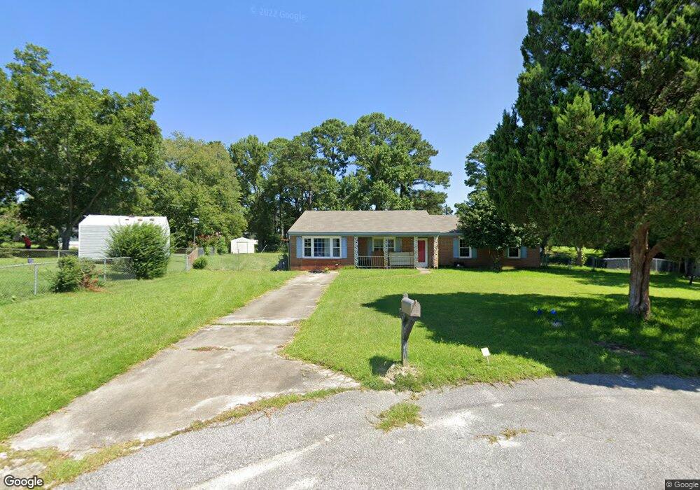 1110 Castle Ct, Jacksonville, NC 28546 - photo 1