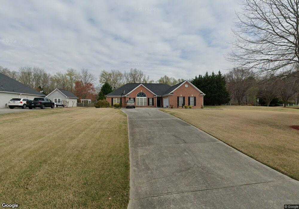 901 Cruce Lake Dr unit 1, Hoschton, GA 30548 - photo 1