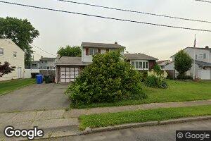 45 Flagstone Dr, Port Reading, NJ 07064