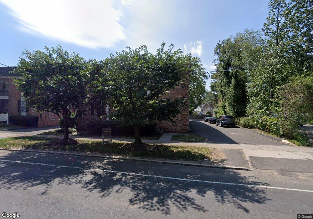 398 Courtland Ave unit 14, Stamford, CT 06906 - photo 1