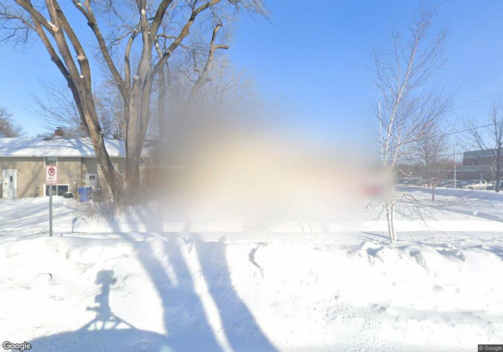 1621 12th Ave S, Fargo, ND 58103 - photo 1