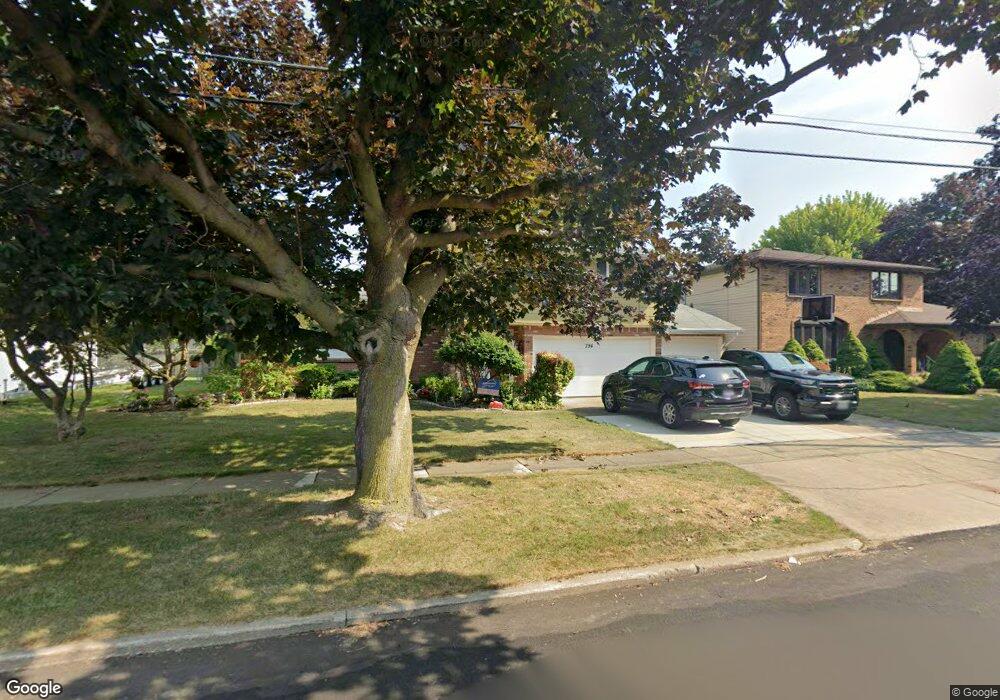 794 Castlebar Dr, North Tonawanda, NY 14120 - photo 1