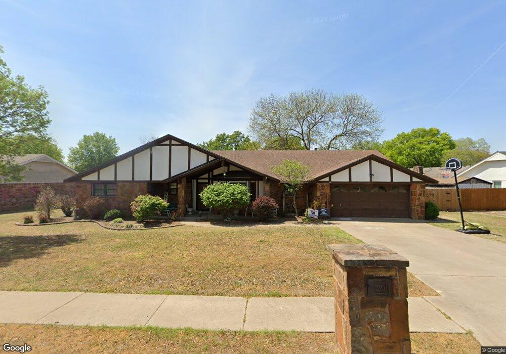 3209 Cambridge Ct, Bartlesville, OK 74006 - photo 1