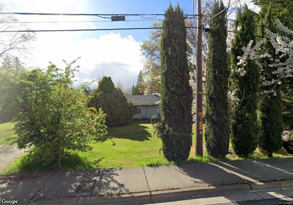 1150 SE Gladiola Dr, Grants Pass, OR 97526 - photo 1