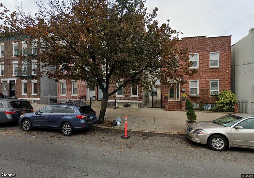 42-15 23rd Ave unit 3F, Astoria, NY 11105 - photo 1