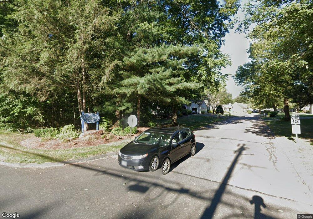 122 Carriage House, Enfield, CT 06082 - photo 1