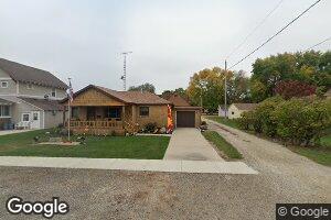 116 S 4th St, Sheffield, IA 50475