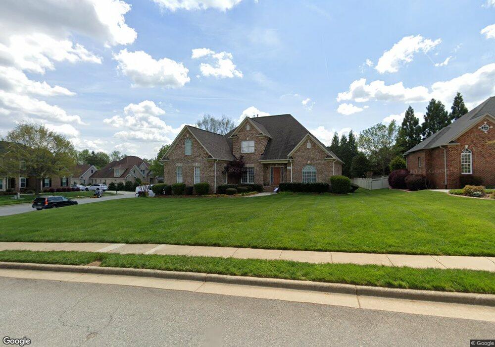 2424 Wildcrest Ct, High Point, NC 27265 - photo 1