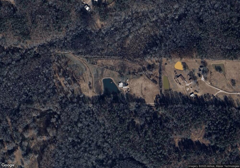 194 Gil Ra Ln, Carrollton, GA 30116 - photo 1