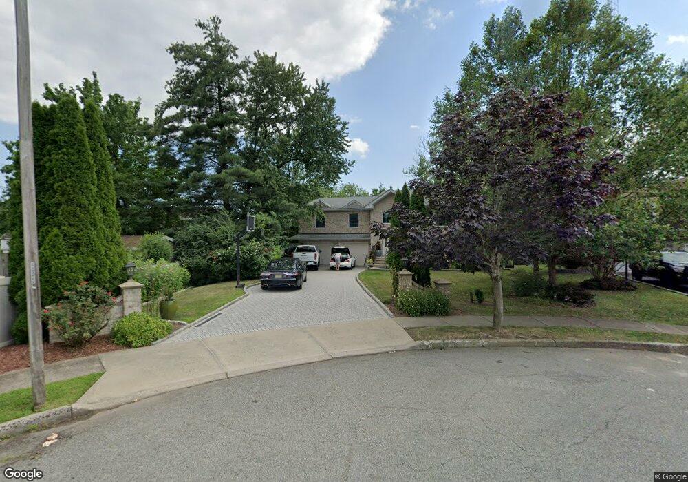 32 Malcolm Ct, Clifton, NJ 07013 - photo 1