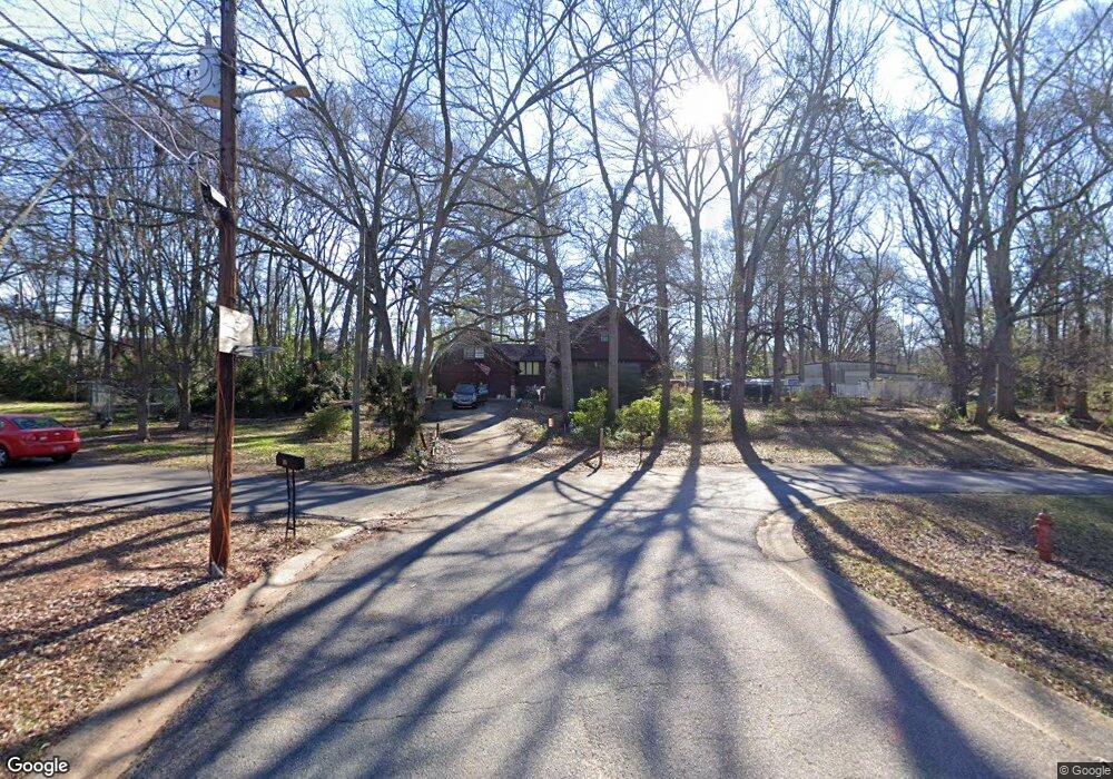 121 Gwenellen Dr, Locust Grove, GA 30248 - photo 1