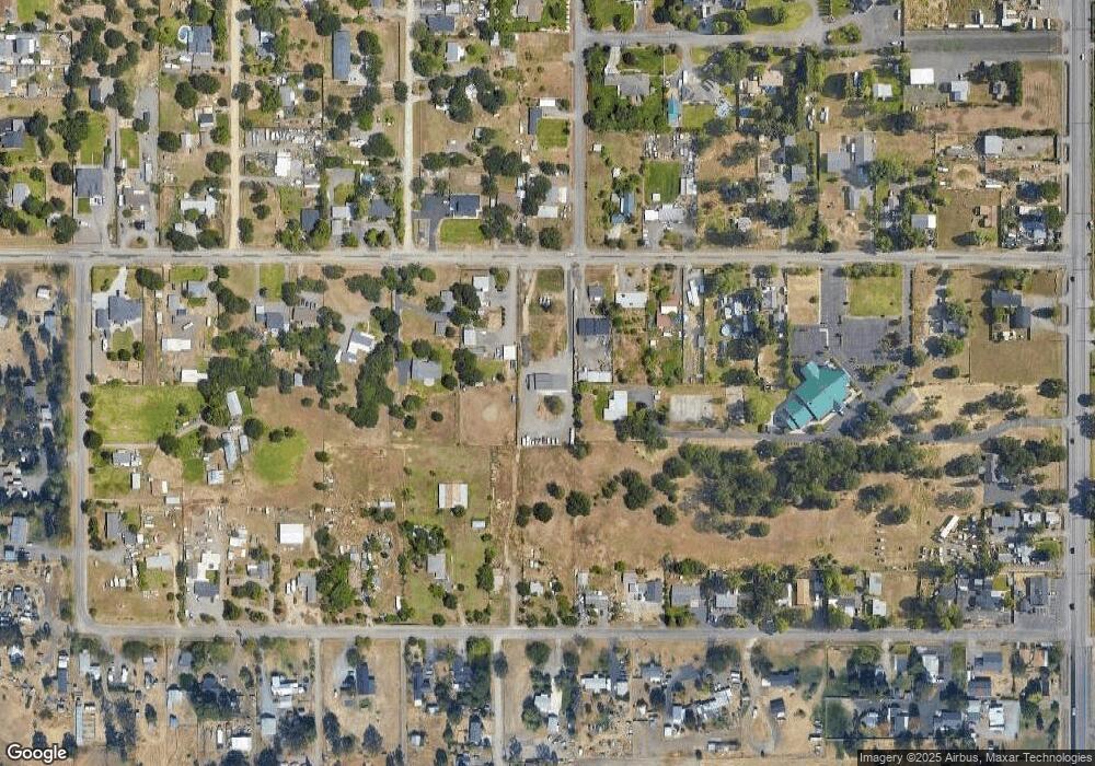 271 Gibbon Rd, Central Point, OR 97502 - photo 1