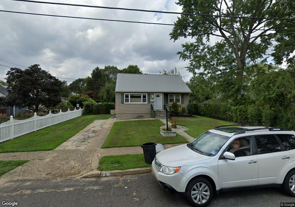 401 W 1st Ave, Runnemede, NJ 08078 - photo 1