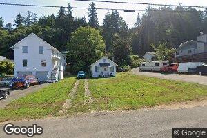 617 Front St, Gardiner, OR 97441