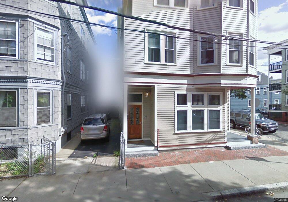 38 1/2 Roberts Rd, Cambridge, MA 02138 - photo 1