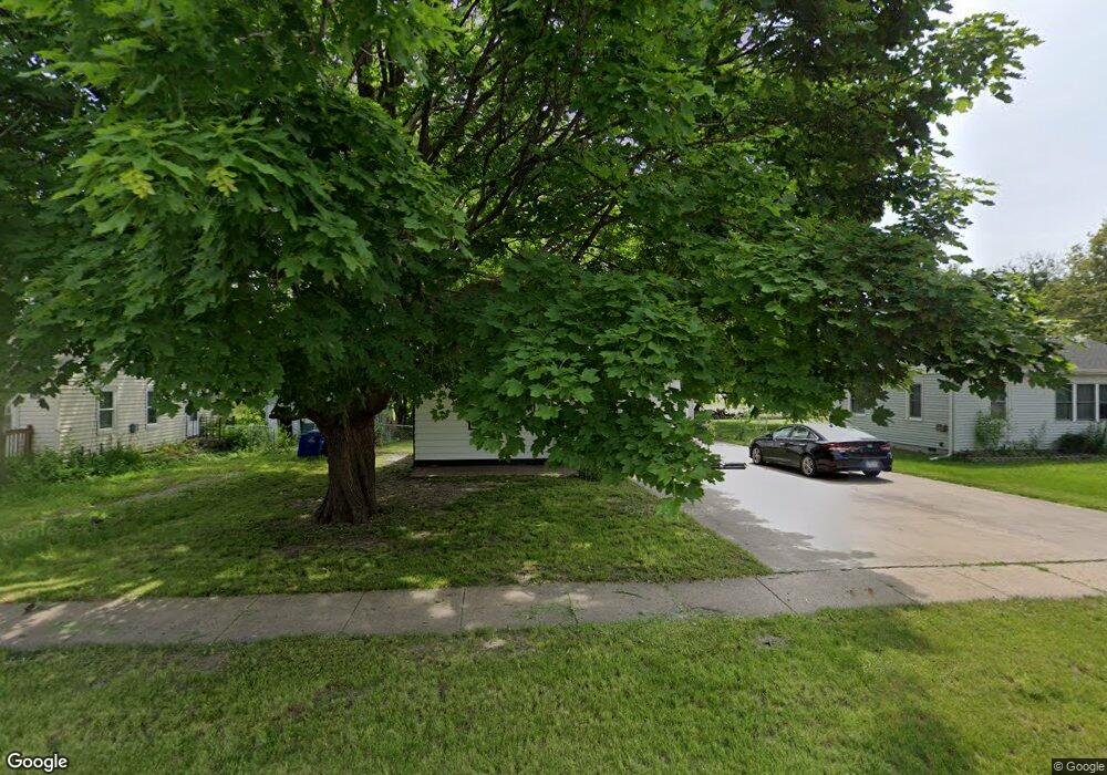 2415 E 24th St, Des Moines, IA 50317 - photo 1