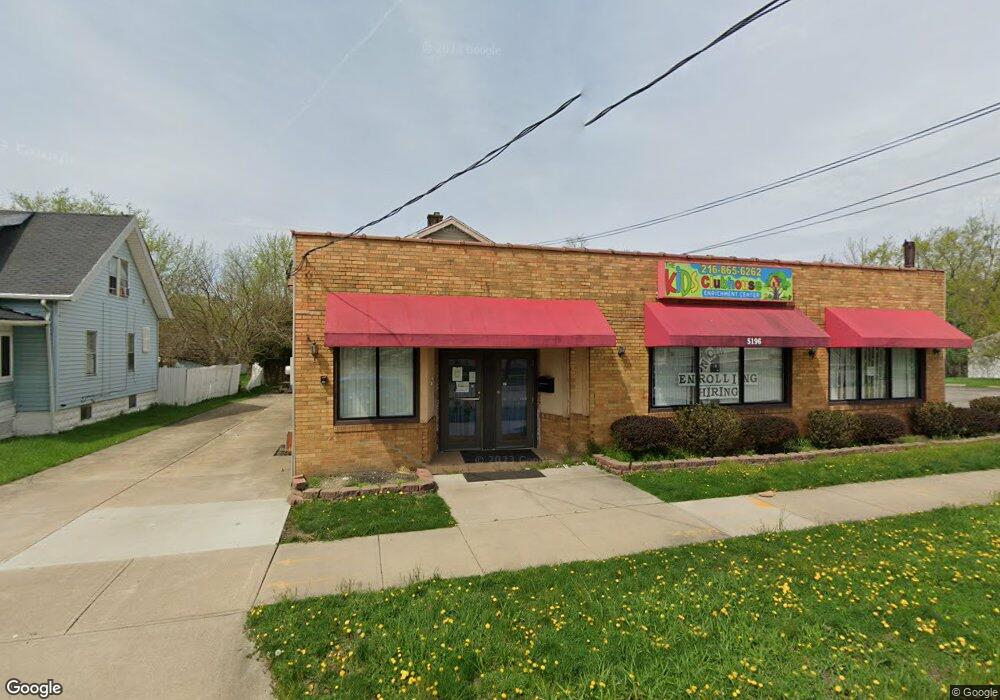 5196 Lee Rd, Maple Heights, OH 44137 - photo 1