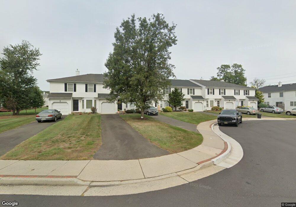 7 Hickory Ct, Middlesex, NJ 08846 - photo 1