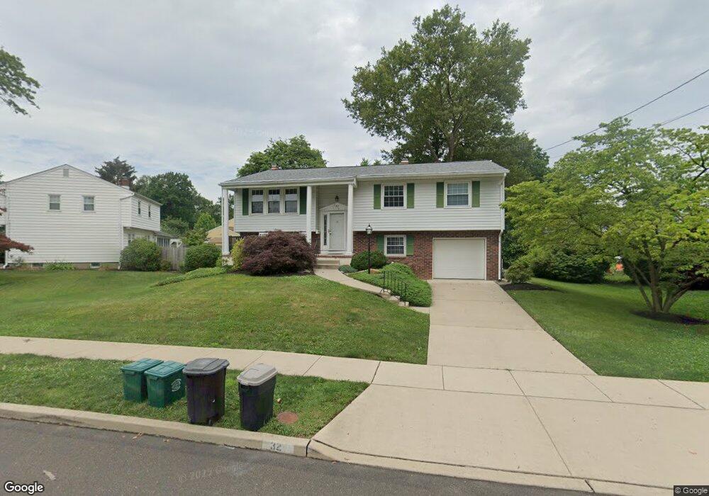 24 Winding Way W, Morrisville, PA 19067 - photo 1