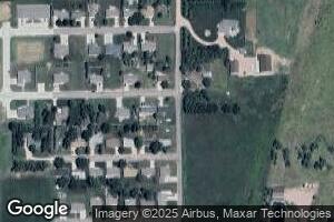 202 W Sharon St, Crofton, NE 68730