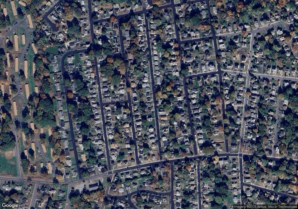 52 Quinn St, Naugatuck, CT 06770 - photo 1