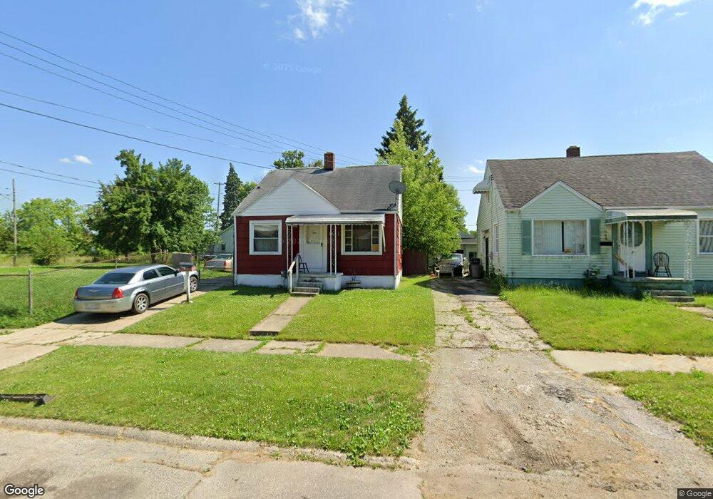 611 Vermilya Ave, Flint, MI 48507 - photo 1