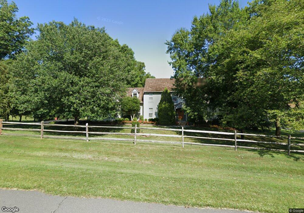 22213 Creekview Dr, Gaithersburg, MD 20882 - photo 1