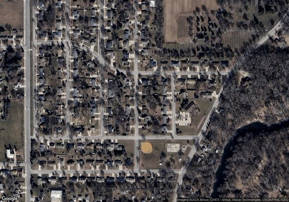 2101 9th St SW, Austin, MN 55912 - photo 1