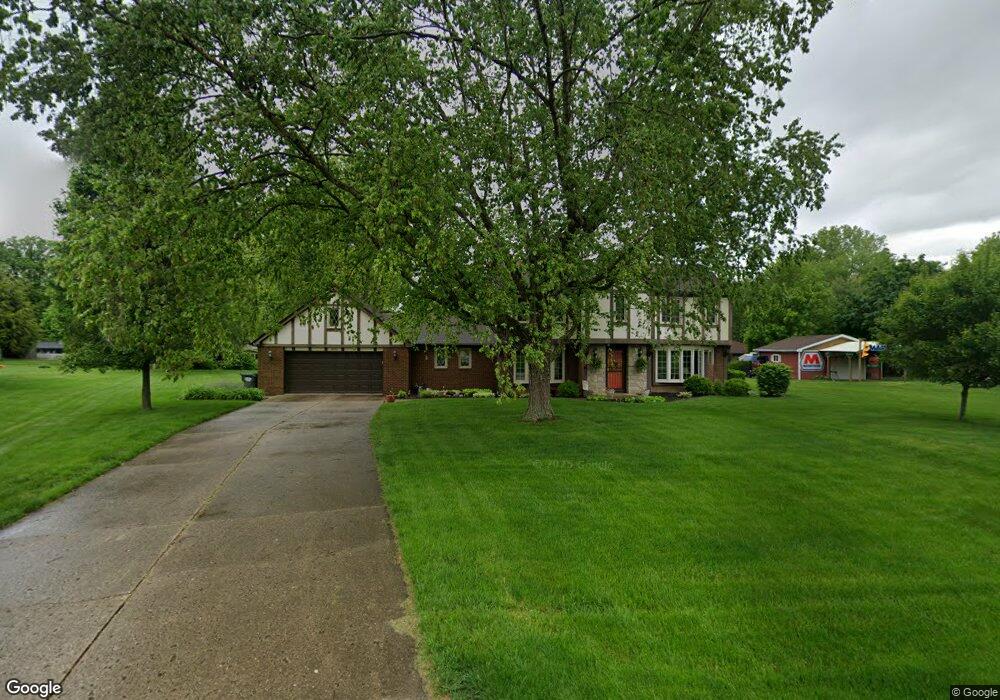 2025 Lake Dr, Anderson, IN 46012 - photo 1