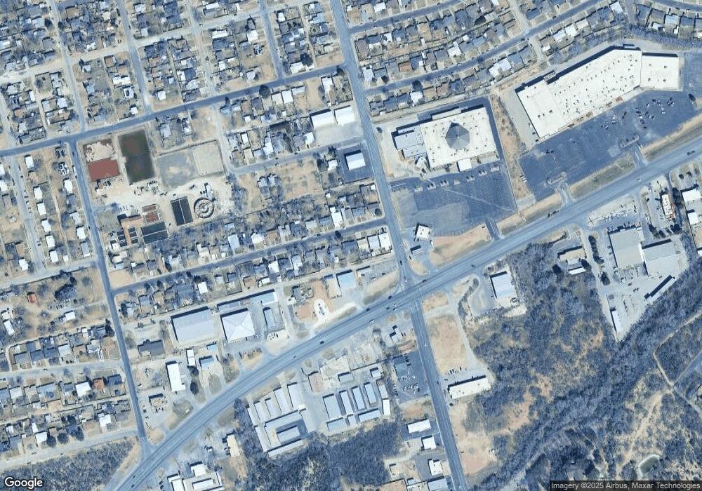1614 E 17th St, Big Spring, TX 79720 - photo 1