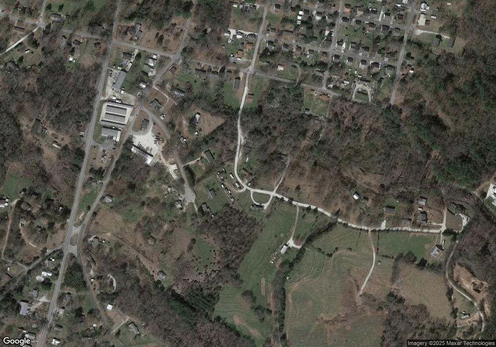 731 S Spring St, Walhalla, SC 29691 - photo 1