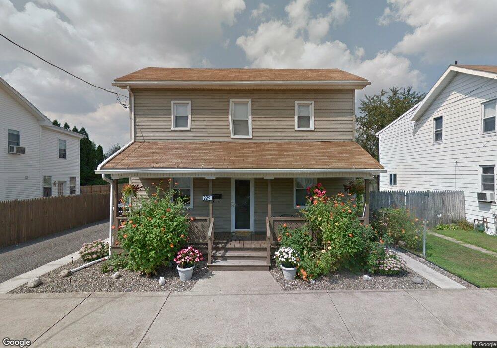 229 E 8th St, Berwick, PA 18603 - photo 1