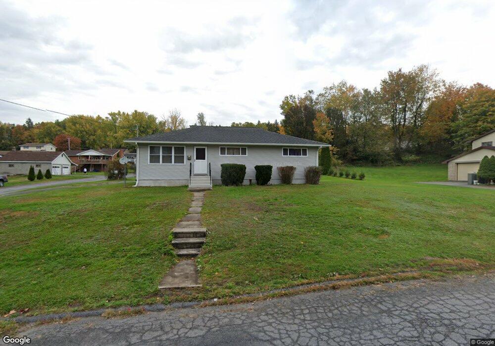 902 E Scott St, Olyphant, PA 18447 - photo 1