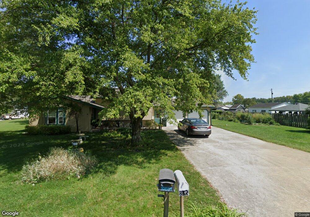 10681 N Cedars Rd, Seymour, IN 47274 - photo 1